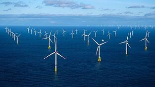 Bundeswirtschaftsministerin Katherina Reiche reagiert auf einen Brandbrief von Ländern zum stockenden Ausbau der Windkraft auf See. Bundeswirtschaftsministerin Katherina Reiche reagiert auf einen Brandbrief von Ländern zum stockenden Ausbau der Windkraft auf See.