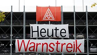 Warnstreiks der IG Metall in der Metall- und Elektroindustrie Warnstreiks der IG Metall in der Metall- und Elektroindustrie