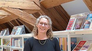 Bringt frischen Wind in die Kreis- und Stadtbibliothek Dingolfing: die neue Leiterin Veronika Stöckl.