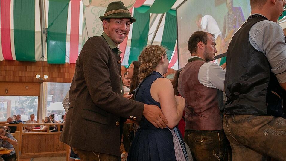 Die Partybilder vom Freitag, 12. August 2022, aus dem Festzelt Weckmann.