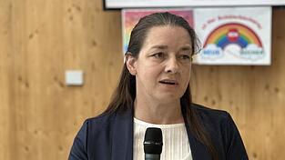 Belinda Stangl ist die neue Seniorenbeauftragte des Landkreises Regen. Belinda Stangl ist die neue Seniorenbeauftragte des Landkreises Regen.