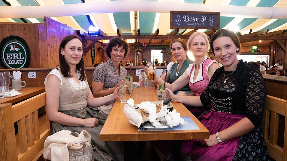 Die Partybilder vom Donnerstag, 13. August, aus dem Festzelt Wenisch. Die Partybilder vom Donnerstag, 13. August, aus dem Festzelt Wenisch.