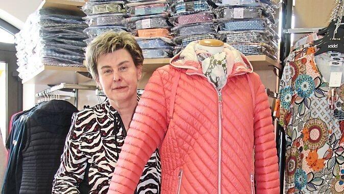 Farbe tut gut: Mode von Wiesmeier. Farbe tut gut: Mode von Wiesmeier.