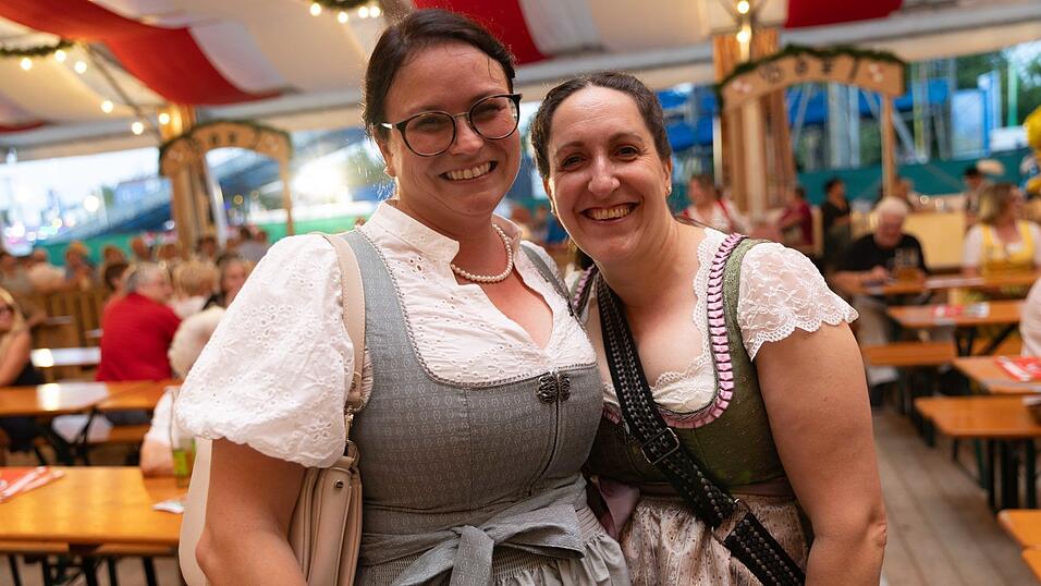 Die Partybilder vom Sonntag, 9. August, aus dem Festzelt Greindl. Die Partybilder vom Sonntag, 9. August, aus dem Festzelt Greindl.