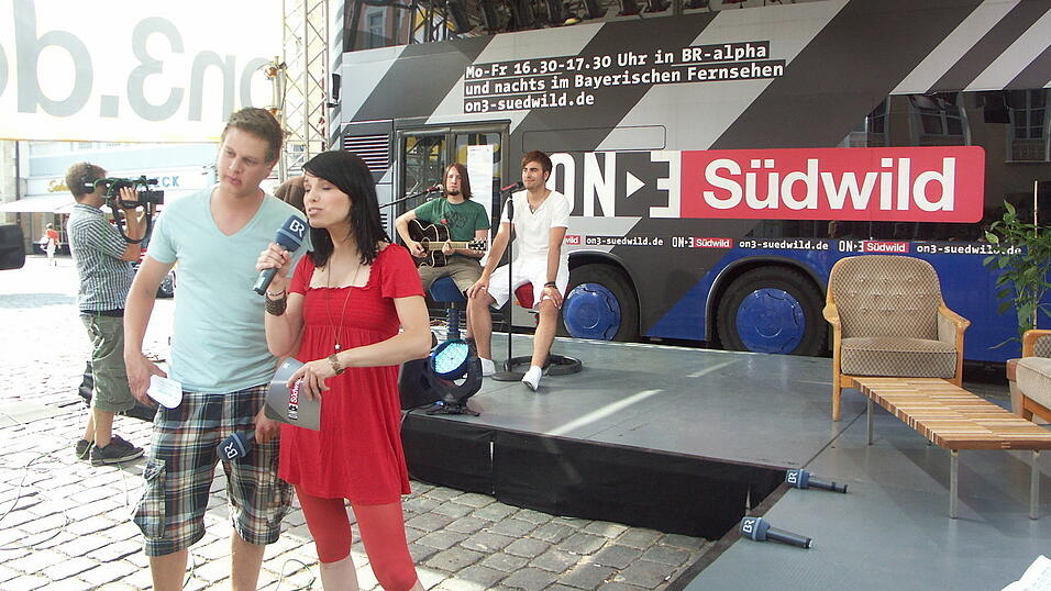 Blick hinter die Kulissen bei on3-südwild. (Foto: Meike Weinzierl) Blick hinter die Kulissen bei on3-südwild. (Foto: Meike Weinzierl)