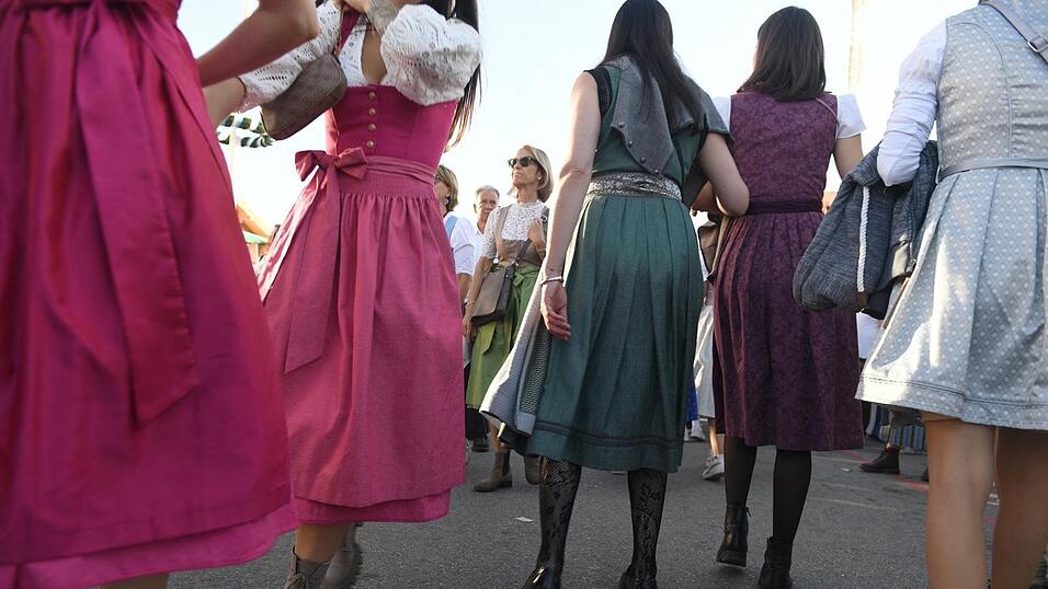Frauen k&ouml;nnen sich auf der Wiesn nicht so sicher f&uuml;hlen wie M&auml;nner. Jedes Jahr erleben Frauen sexualisierte und gewaltvolle &Uuml;bergriffe.