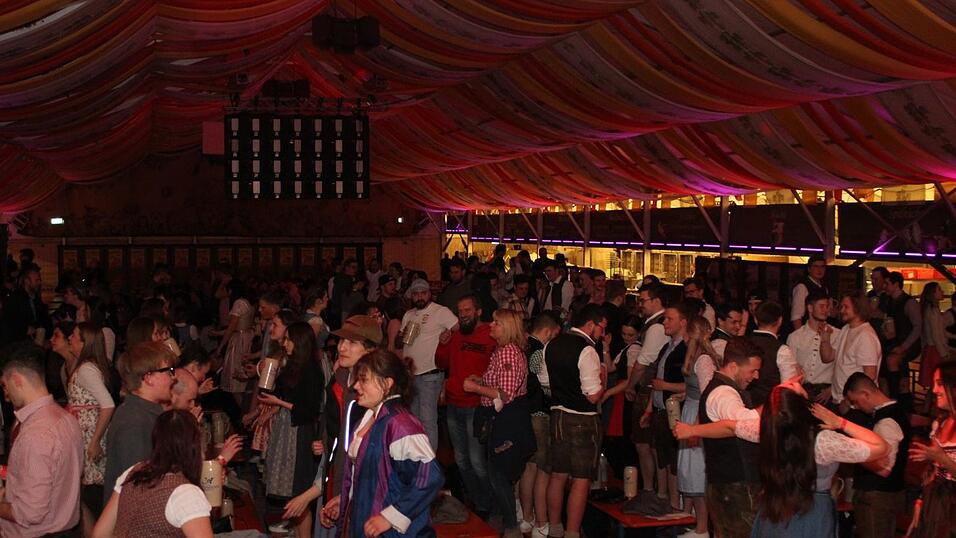 Die sch&ouml;nsten Bilder vom 21. Starkbierfest in Landshut.