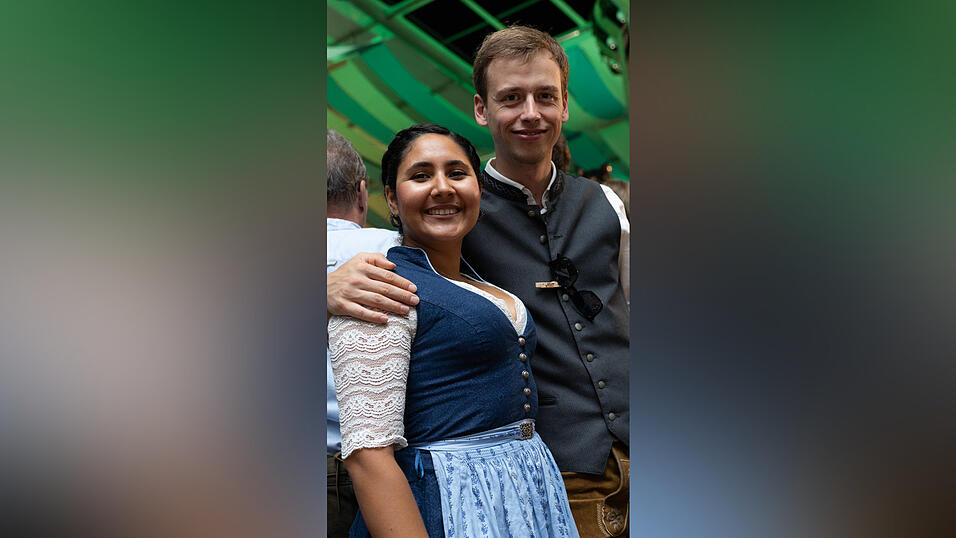 Die Partybilder vom Samstag, 8. August, aus dem Festzelt Wenisch. Die Partybilder vom Samstag, 8. August, aus dem Festzelt Wenisch.