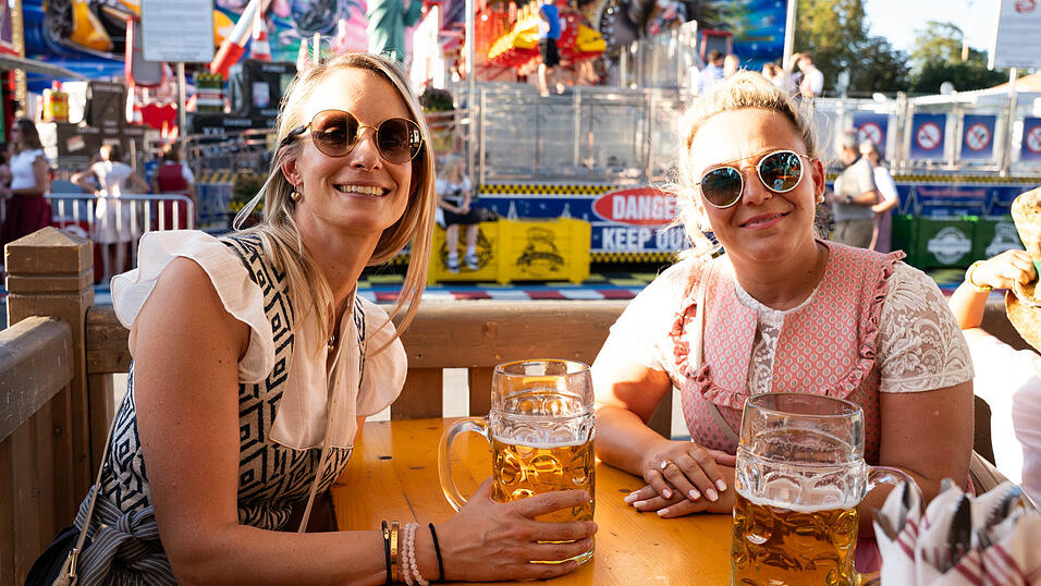 Die Partybilder vom Mittwoch, 12. August, aus dem Festzelt Krönner. Die Partybilder vom Mittwoch, 12. August, aus dem Festzelt Krönner.