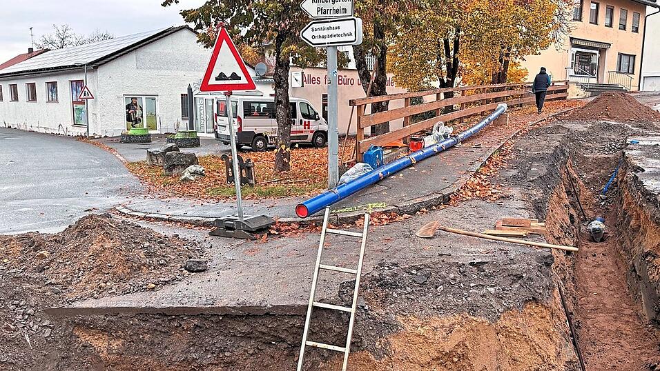 Am versperrten Weg zum Kindergarten scheiden sich die Schwarzacher Geister. Am versperrten Weg zum Kindergarten scheiden sich die Schwarzacher Geister.