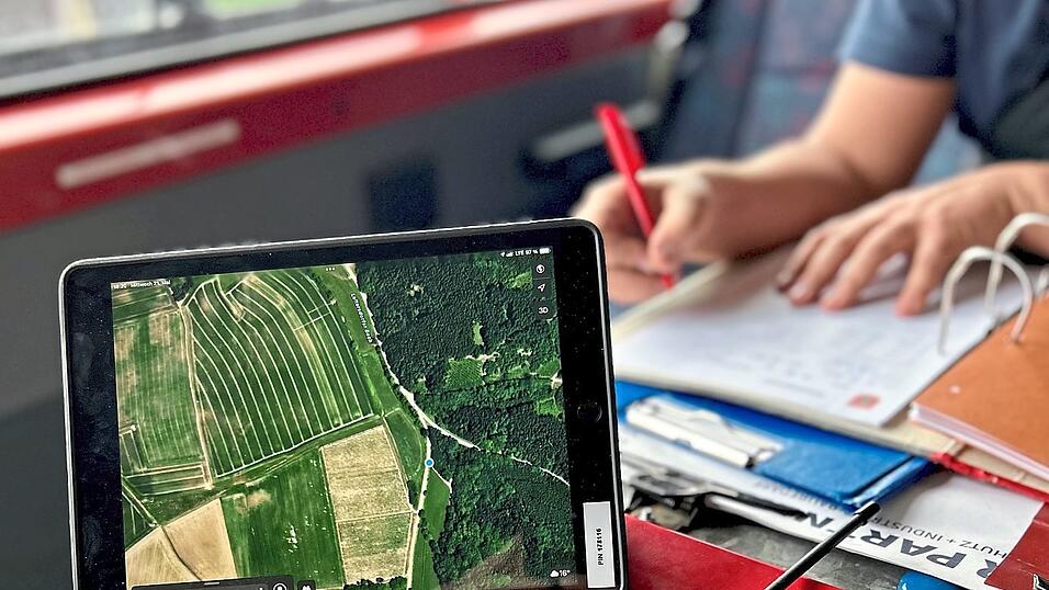 Das Drohnenbild wird direkt in den Einsatzwagen übertragen.