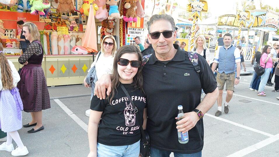 Auch am Samstag besuchten viele Landshuter die Dult.