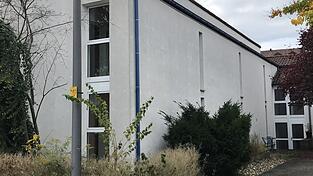 Das ehemalige Jugendwohnheim Don Bosco soll zur Grundschule umgebaut werden. Das ehemalige Jugendwohnheim Don Bosco soll zur Grundschule umgebaut werden.