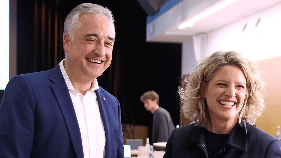 Thomas Burger (SPD) und Astrid Freudenstein (CSU) treten am 22. M&auml;rz in der Stichwahl gegeneinander an.