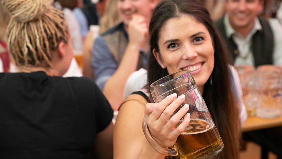 Die Partybilder vom Samstag, 16. August, aus dem Festzelt Reisinger. Die Partybilder vom Samstag, 16. August, aus dem Festzelt Reisinger.