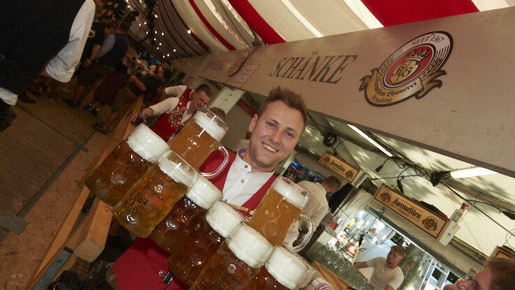 Die Partybilder vom Samstag, 8. August, aus dem Festzelt Lechner. Die Partybilder vom Samstag, 8. August, aus dem Festzelt Lechner.