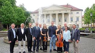 Alle Beteiligten, unter ihnen Markus Blume, Bayerns Staatsminister für Wissenschaft und Kunst, freuen sich auf den Wettbewerb im nächsten Jahr, wie sie bei einer Pressekonferenz im Haus der Musik betonten.