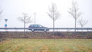 Nach der Februar zum Ende hin fr&uuml;hlingshaft wurde, startet der M&auml;rz wieder mit viel Nebel. (Archivbild)