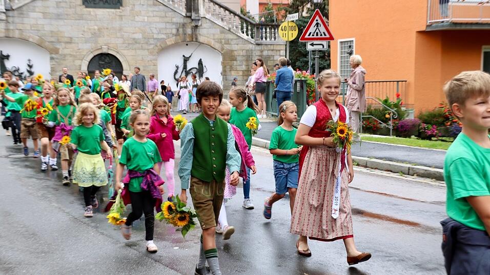 Die schönsten Augenblicke vom Auftakt des Drachenstichfestes am Samstagnachmittag in Furth im Wald. Die schönsten Augenblicke vom Auftakt des Drachenstichfestes am Samstagnachmittag in Furth im Wald.