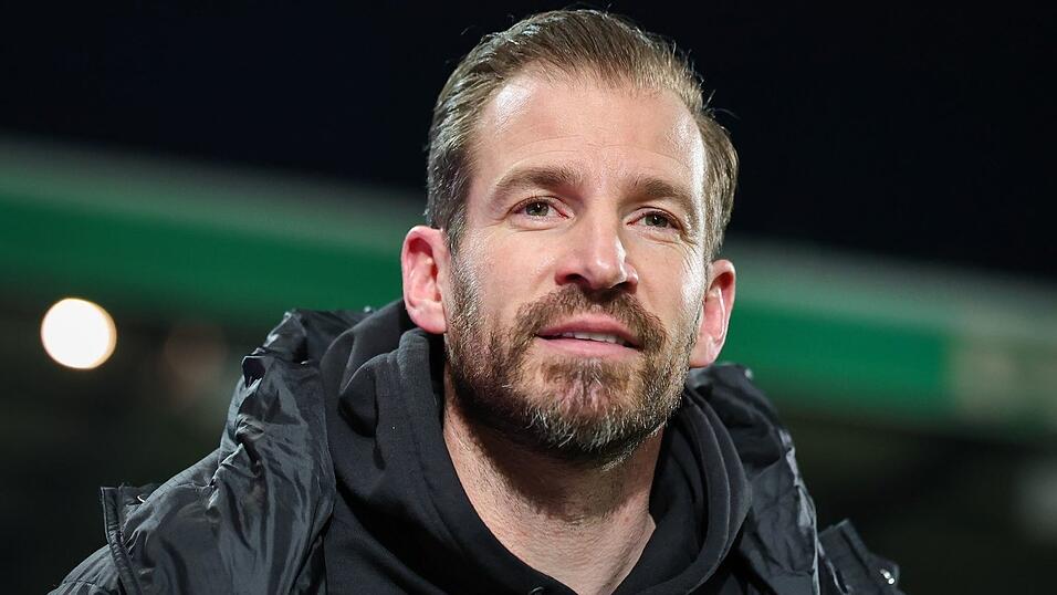 Jan Siewert fordert eine bessere Verteidigung von seiner Mannschaft.