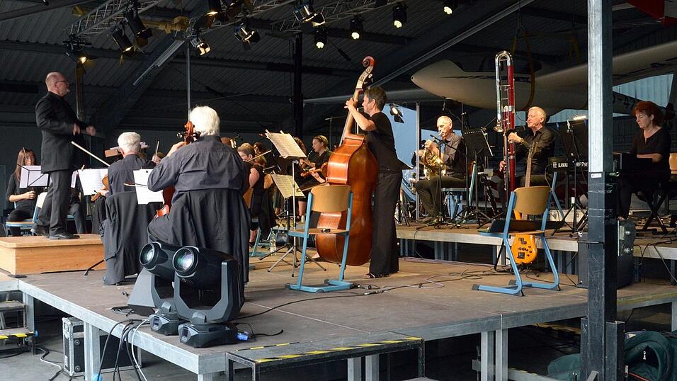 Das Kammerorchester Moosburg in seiner verkleinerten Besetzung.