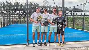 Die Padelanlage ist stabil und hat den Schmetterbällen der hochkarätigen Spieler standgehalten. Die Padelanlage ist stabil und hat den Schmetterbällen der hochkarätigen Spieler standgehalten.