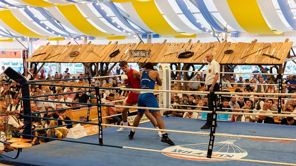 Die Partybilder vom Sonntag, 16. August, aus dem Festzelt Reisinger. Die Partybilder vom Sonntag, 16. August, aus dem Festzelt Reisinger.