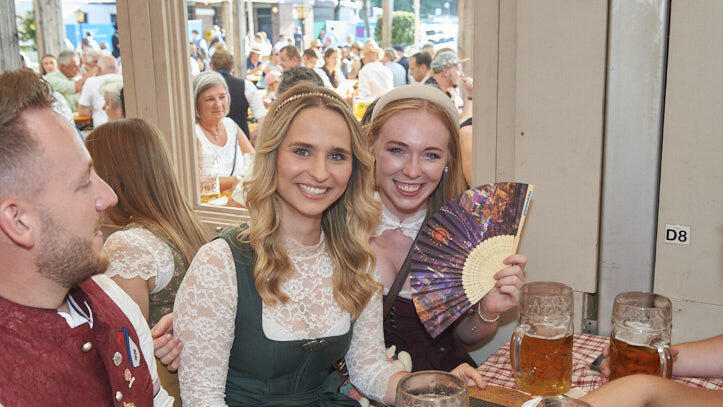 Die Partybilder vom Freitag, 16. August, aus dem Festzelt Lechner. Die Partybilder vom Freitag, 16. August, aus dem Festzelt Lechner.