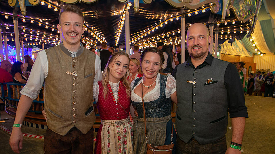 Die Partybilder von Sonntag, 21. August 2022, aus dem Festzelt Wenisch.