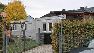 Das Kinderhaus „Wurzelzwerge“ in Mauern wird zur Hausarztpraxis umgebaut. Das Kinderhaus „Wurzelzwerge“ in Mauern wird zur Hausarztpraxis umgebaut.