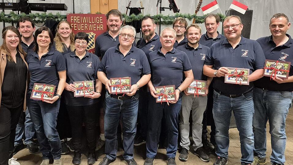 Der gesamte Festausschuss als Garant f&uuml;r ein Jubil&auml;um mit anderem Rahmen und speziellem Ambiente auf der Burg Neuhaus.