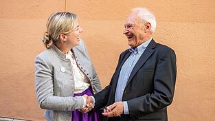 Der ehemalige CSU-Chef Erwin Huber kann sich künftig sehr wohl eine Koalition mit den Grünen vorstellen - im Gegensatz zur aktuellen Parteispitze um Markus Söder.