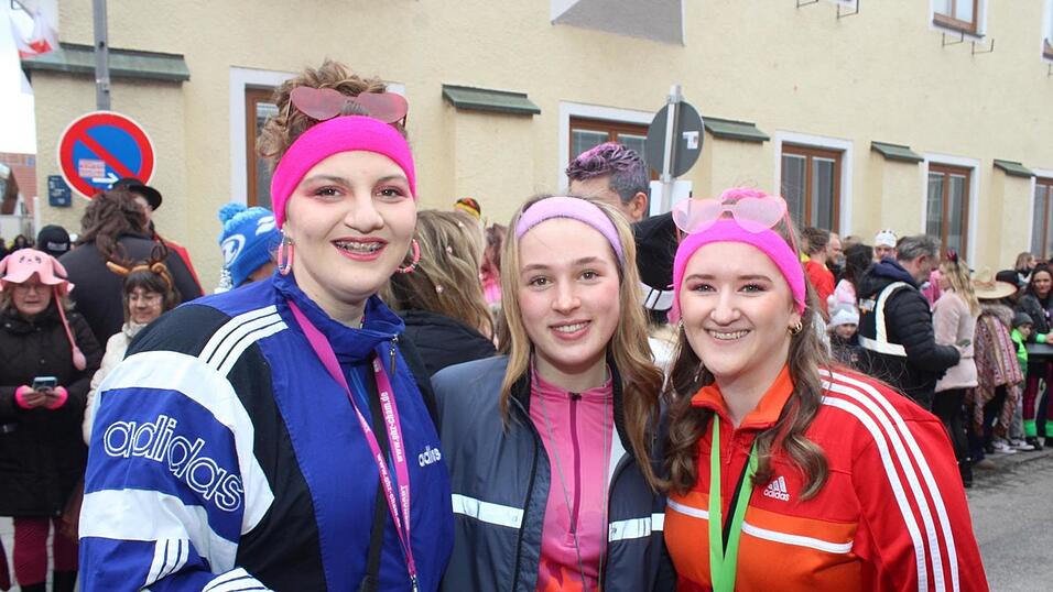 Beste Stimmung herrschte beim Rosenmontagszug in Geisenhausen.