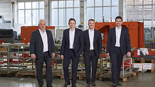 Sehen sich für die Zukunft des Unternehmens Sturm Blechverarbeitung gut gerüstet (v. l.): Firmengründer Wilhelm Sturm, Geschäftsführer Thomas Gilch, kaufmännischer Leiter Benjamin Rott sowie Alexander Sturm, der Teil der Geschäftsleitung der Eigentümergesellschaft der Sturm Blechverarbeitung ist. Sehen sich für die Zukunft des Unternehmens Sturm Blechverarbeitung gut gerüstet (v. l.): Firmengründer Wilhelm Sturm, Geschäftsführer Thomas Gilch, kaufmännischer Leiter Benjamin Rott sowie Alexander Sturm, der Teil der Geschäftsleitung der Eigentümergesellschaft der Sturm Blechverarbeitung ist.