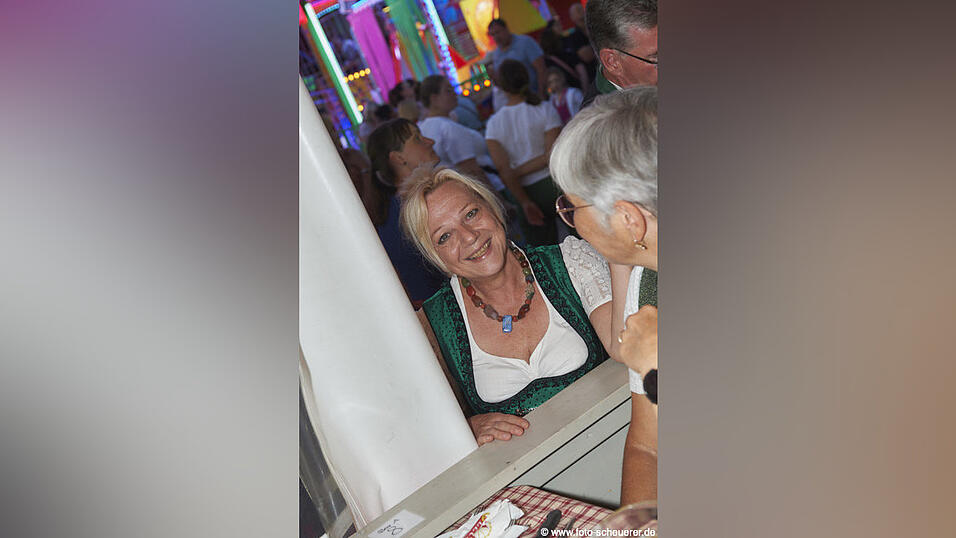 Die Partybilder vom Freitag, 11. August 2023, aus dem Festzelt Lechner.