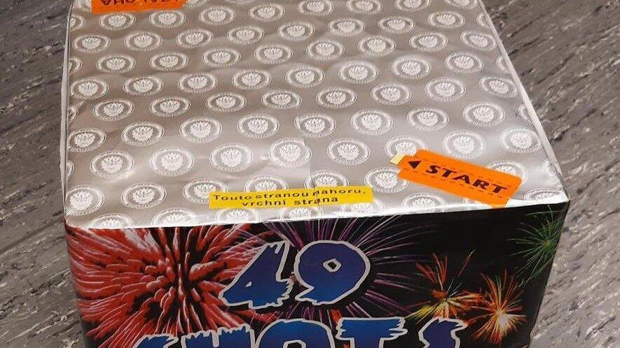 Die Beamten stellten diese Feuerwerksbatterie mit fast sechs Kilo Gewicht sicher.