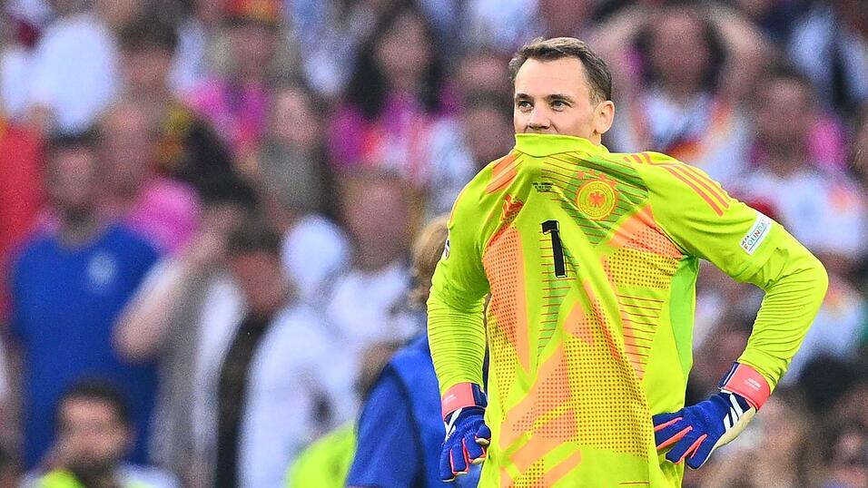 Comeback im DFB-Team? Nach dem entt&auml;uschenden EM-Aus gegen Spanien zog Manuel Neuer das Nationaltrikot eigentlich nach 124 L&auml;nderspielen aus. (Archivbild)