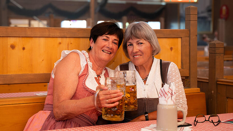 Die Partybilder vom Donnerstag, 13. August, aus dem Festzelt Krönner. Die Partybilder vom Donnerstag, 13. August, aus dem Festzelt Krönner.