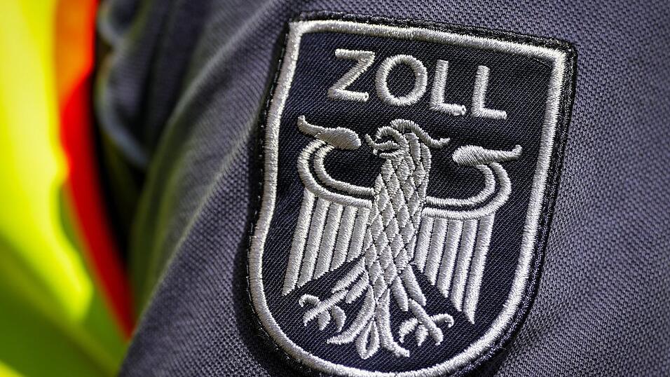 Wegen des Verdachts auf Schwarzarbeit und Menschenhandel gibt es bundesweit Durchsuchungen. (Symbolbild) Wegen des Verdachts auf Schwarzarbeit und Menschenhandel gibt es bundesweit Durchsuchungen. (Symbolbild)
