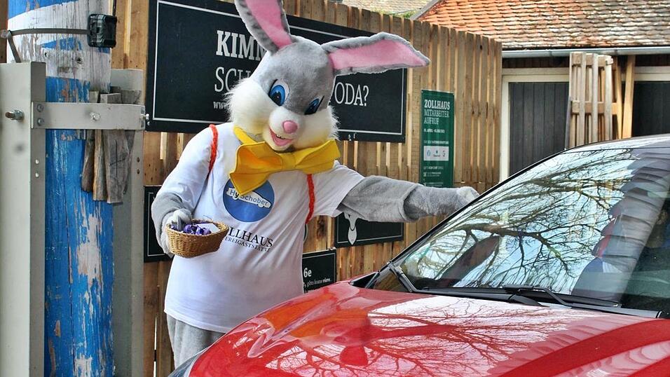 Zum Osterwochenende durfte sich das Personal des Dult Drive-In in Landshut über besondere Unterstützung freuen.