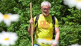 Der Bayer Norbert Zandt hat das Jodeln vor sieben Jahren gelernt. Heute verbindet er diese Leidenschaft mit seiner zweiten - dem Wandern. Der Bayer Norbert Zandt hat das Jodeln vor sieben Jahren gelernt. Heute verbindet er diese Leidenschaft mit seiner zweiten - dem Wandern.