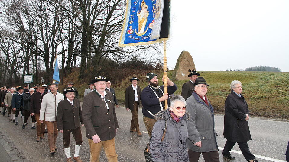 Zum 41. Mal trafen sich am Samstag Patrioten und Königstreue zum Winterpatriotentreffen. (Foto: Katharina Baumeister)