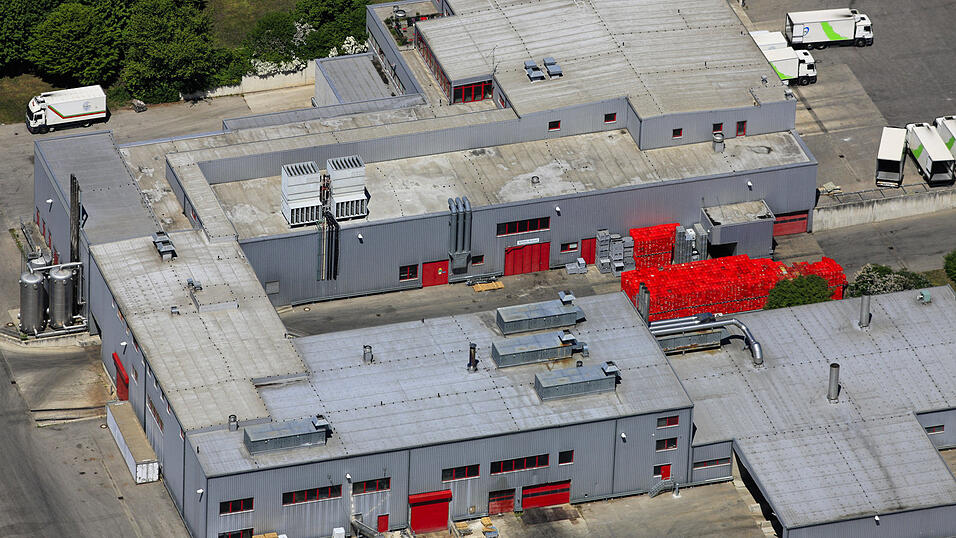 Am Schlachthof in Landshut gibt es vorerst keine best&auml;tigten Corona-F&auml;lle. Tests an elf Mitarbeitern stehen noch aus.