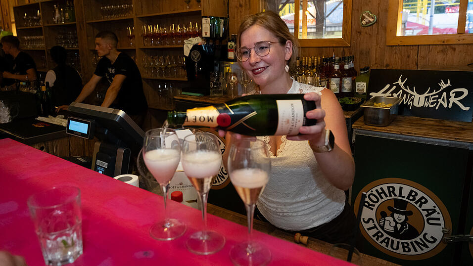 Die Partybilder vom Montag, 14. August 2023, aus dem Festzelt Weckmann.