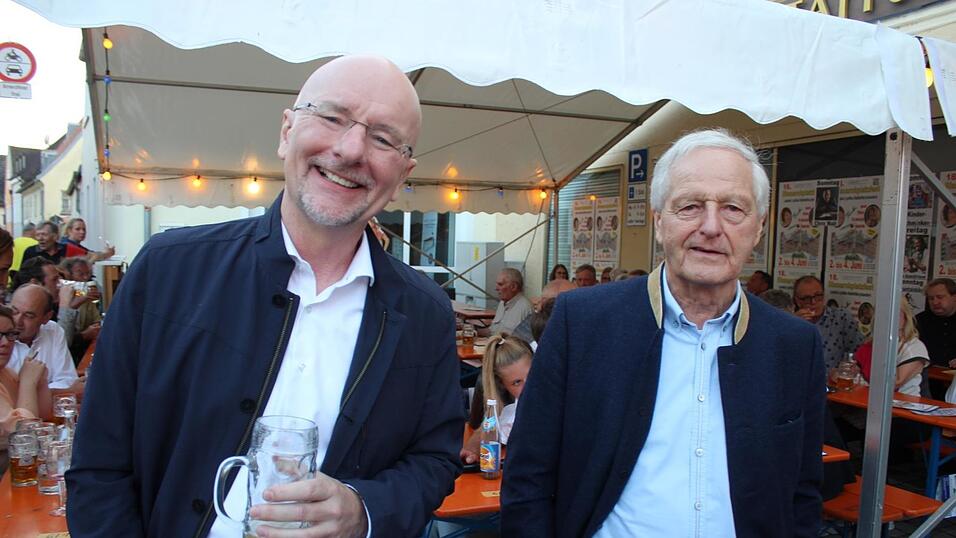 Viele Landshuter genossen ihren Freitagabend auf dem Bismarckplatzfest.