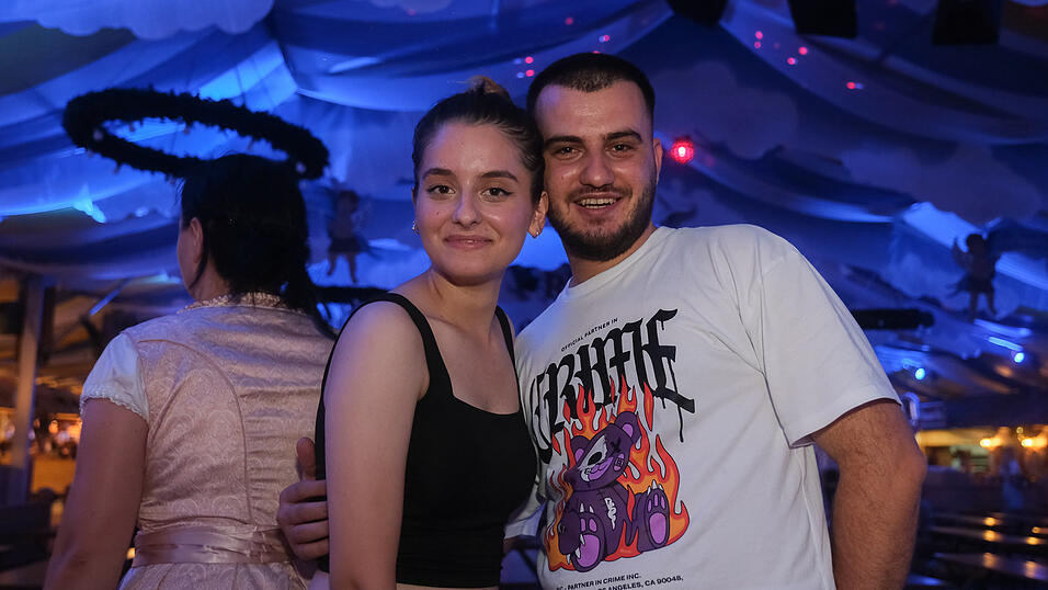 Die Partybilder vom Dienstag, 15. August 2023, aus dem Festzelt Reisinger. Die Partybilder vom Dienstag, 15. August 2023, aus dem Festzelt Reisinger.