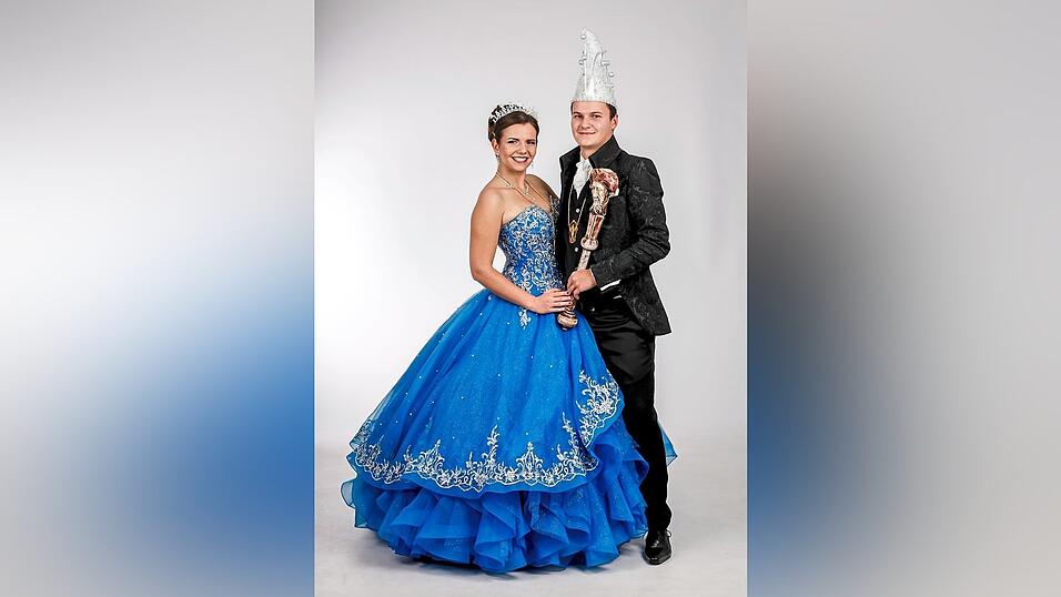 Seine Tollit&auml;t Prinz Andreas I. Bl&uuml;mel aus Unterlaichling und Ihre Lieblichkeit Prinzessin Maria I. Weitzenbeck aus Luckenpaint regieren die Saturnalia.