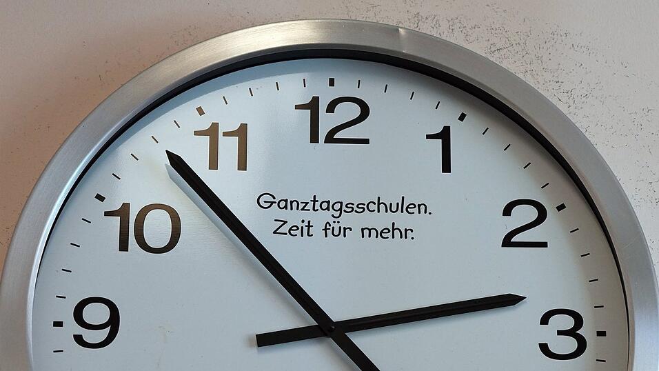 Der Ausbau der Ganztagsbetreuung in Bayern ist zwar inzwischen mehr oder weniger ein partei&uuml;bergreifender Konsens - dennoch geht es in Bayern noch immer zu z&ouml;gerlich voran. Am Geld d&uuml;rfte es aber eigentlich nicht liegen - denn es gibt weit mehr F&ouml;rdergeld, als abberufen wird. (Archivbild)