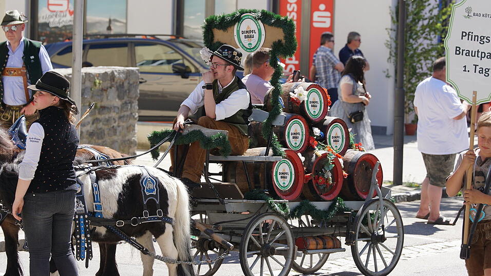 Das war der Bierzelteinzug am Pfingstsamstag in Bad K&ouml;tzting.