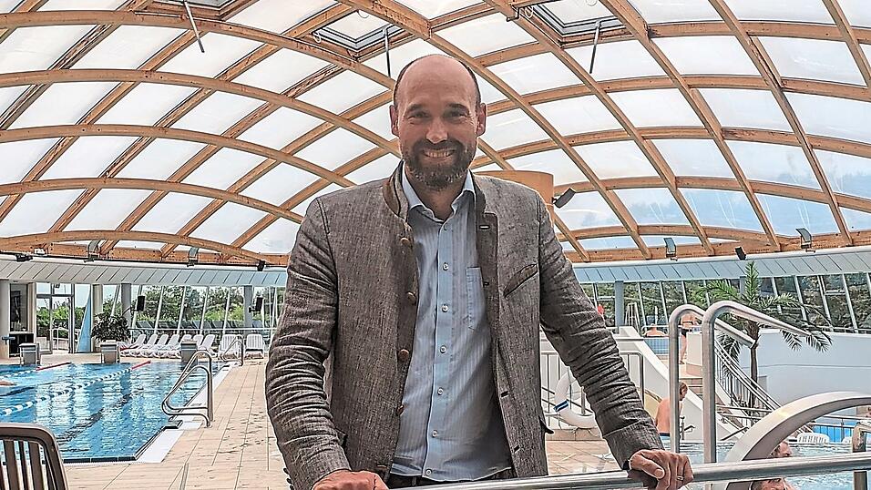 Maximilian Haag hat seit 2022 das Kommando unter der Lichtkuppel des Elypso. Er hofft, dass der 20. Geburtstag in ein Rekordjahr fällt. Maximilian Haag hat seit 2022 das Kommando unter der Lichtkuppel des Elypso. Er hofft, dass der 20. Geburtstag in ein Rekordjahr fällt.